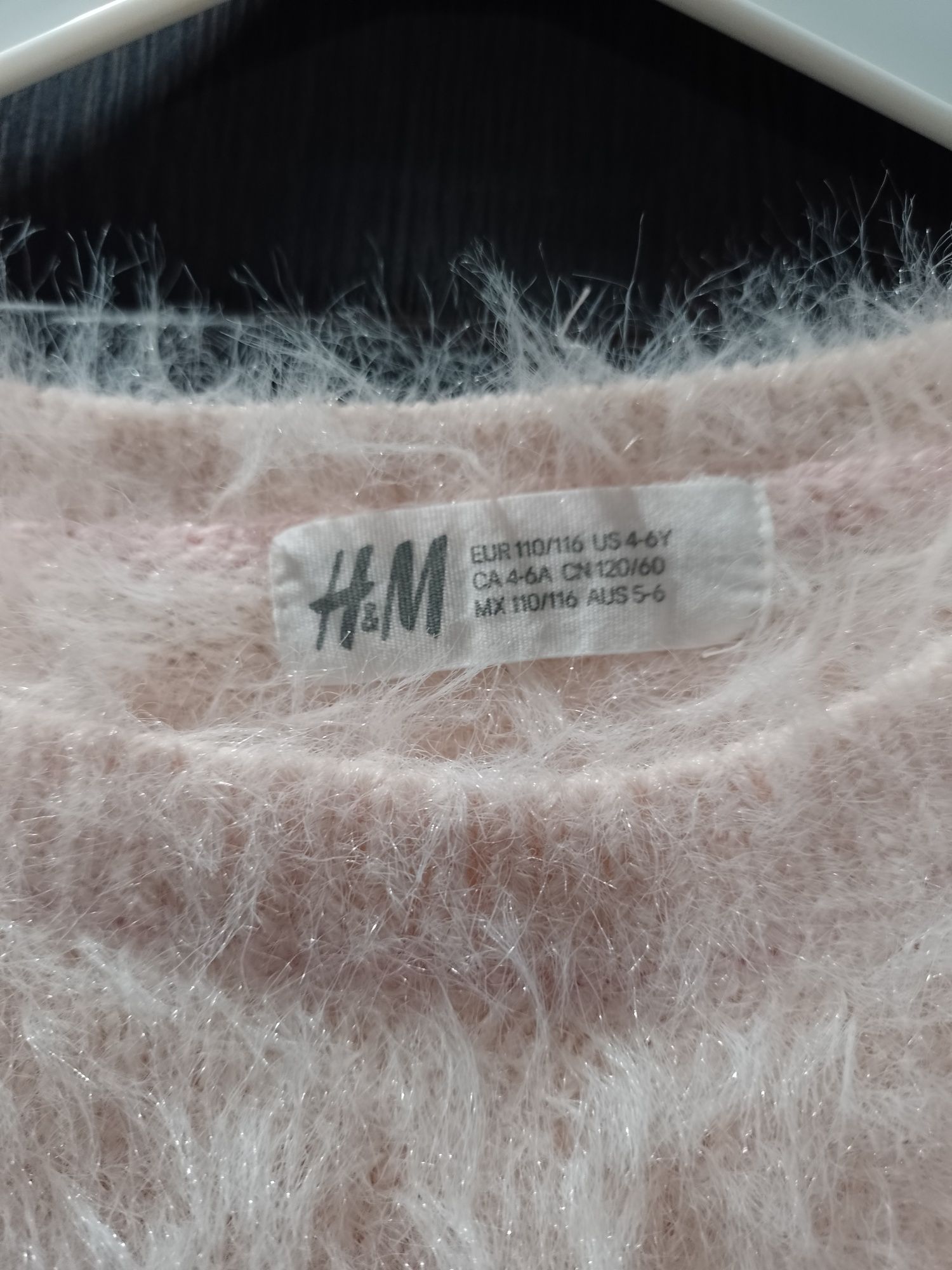 Ładny sweterek dla dziewczynki H&M