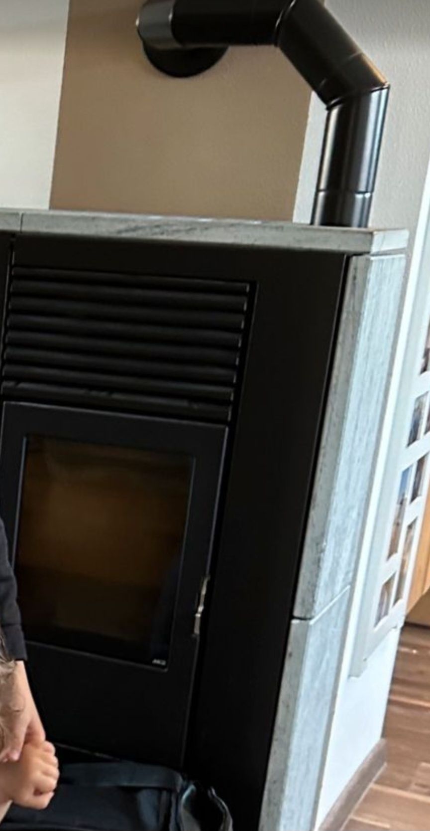 Piec, piecyk, kominek na pellet z DGP, MCZ Flair Comfort Air 8 kW