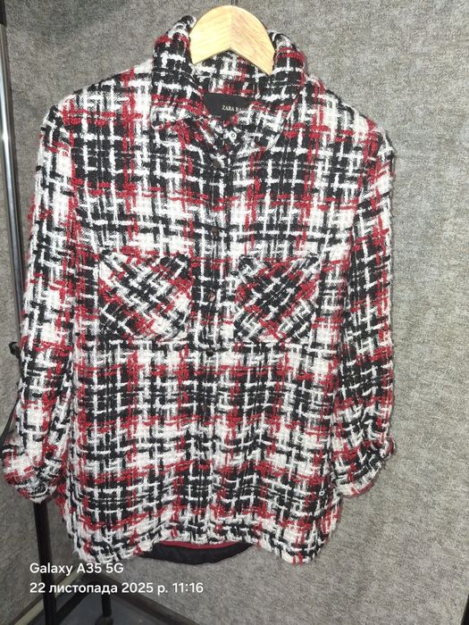 Піджак-рубашка ZARA.