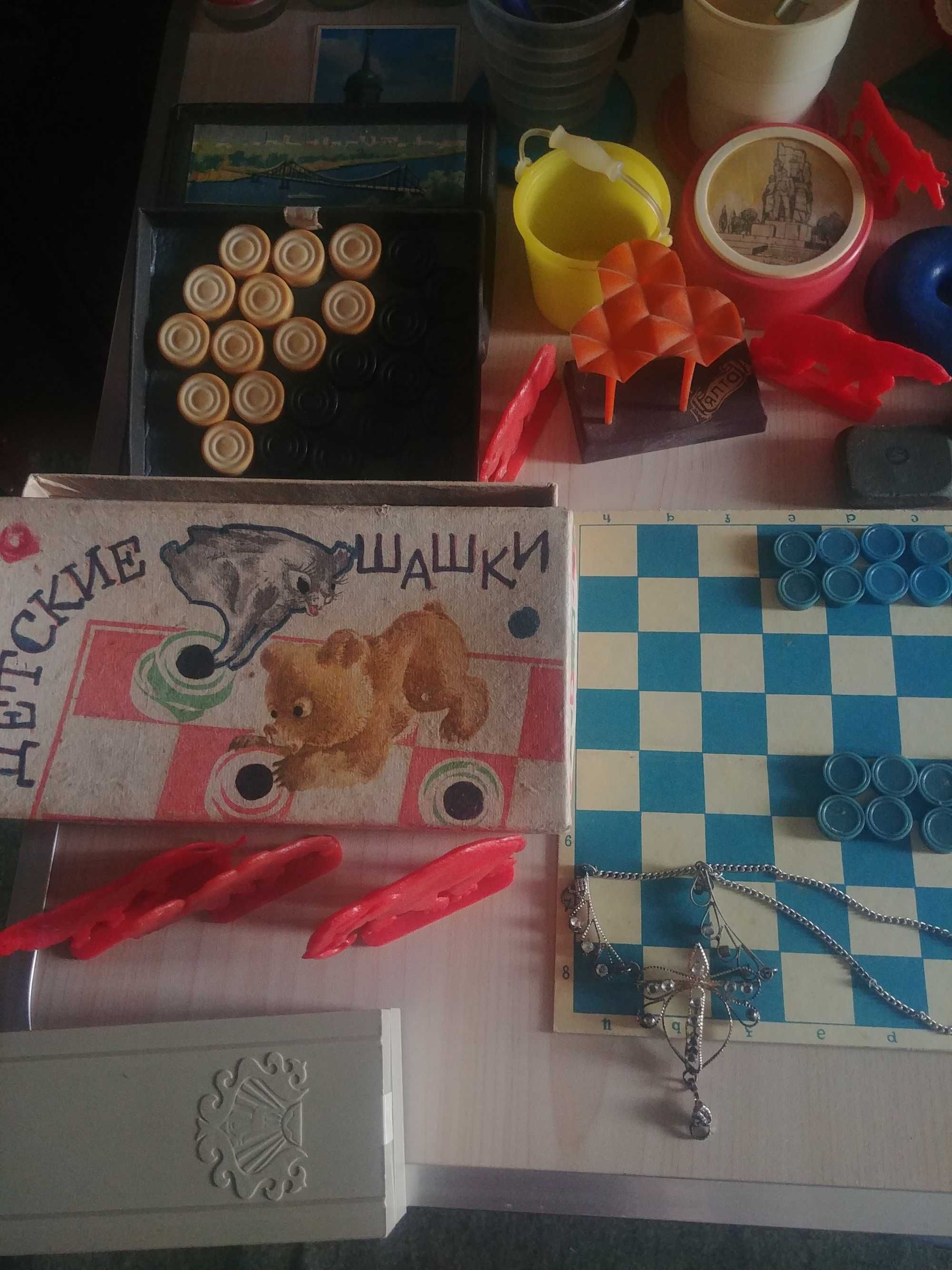 Разные игрушки СССР.