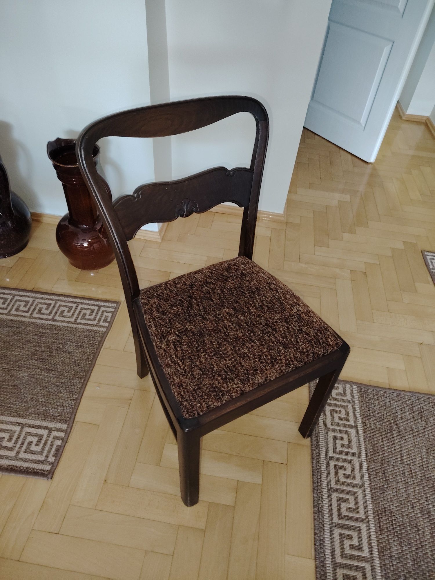 Krzesła drewniane 4 szt.
