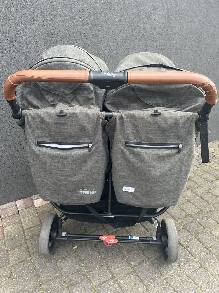 Spacerówka bliźniacza Valco Baby Snap duo Trend