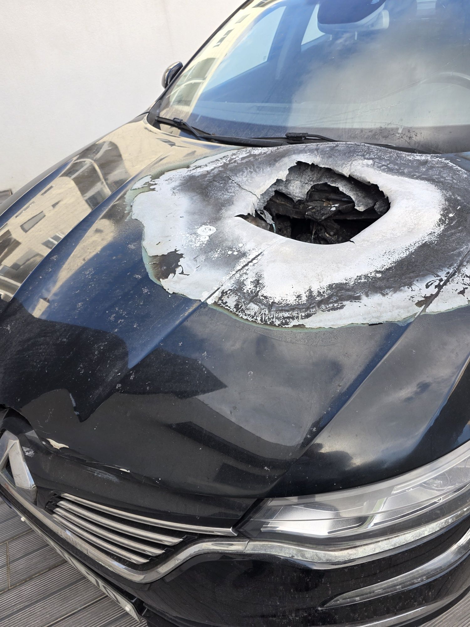 Renault Talisman Sinistrado