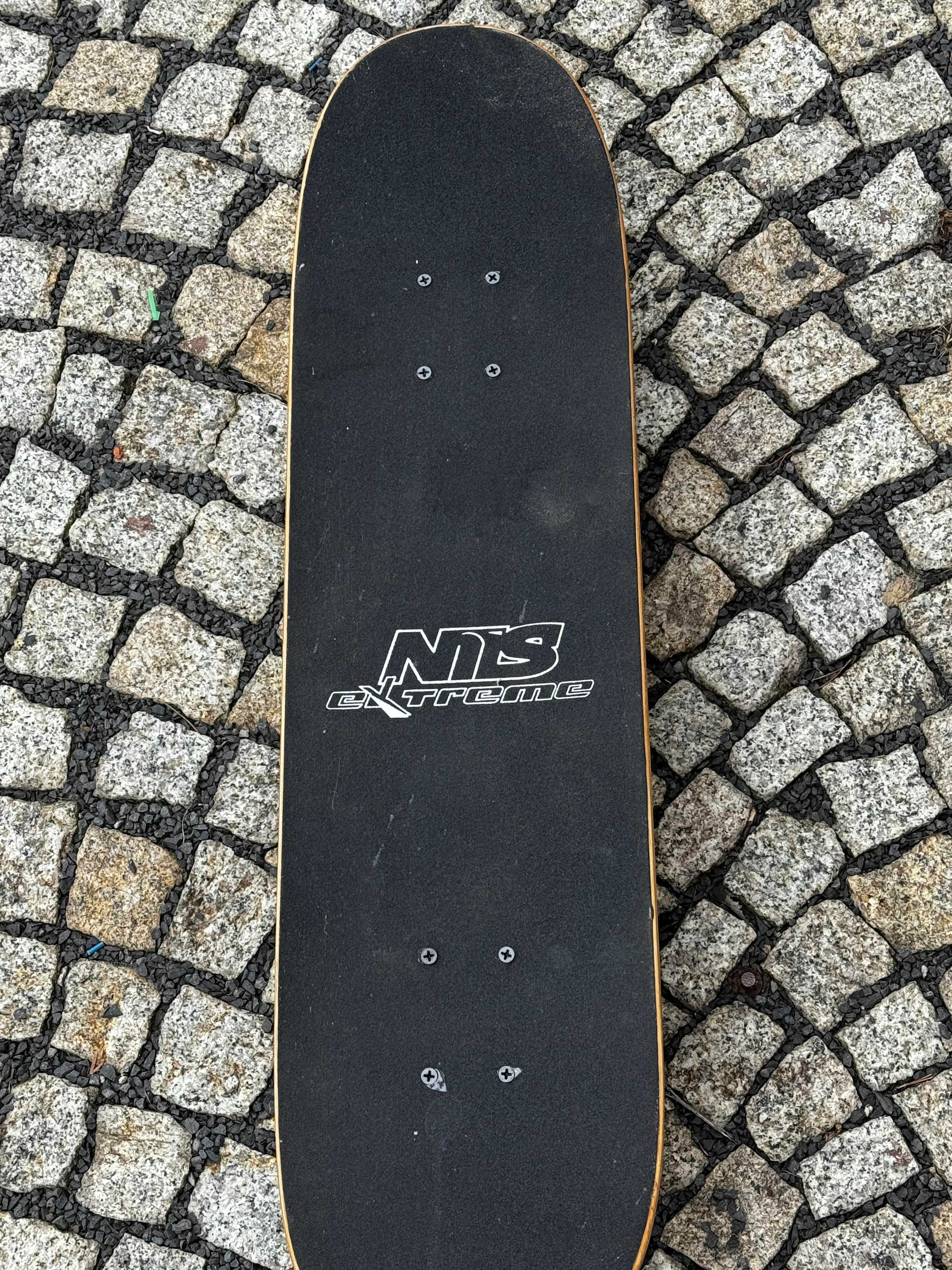 Deskorolka Nils Extreme
