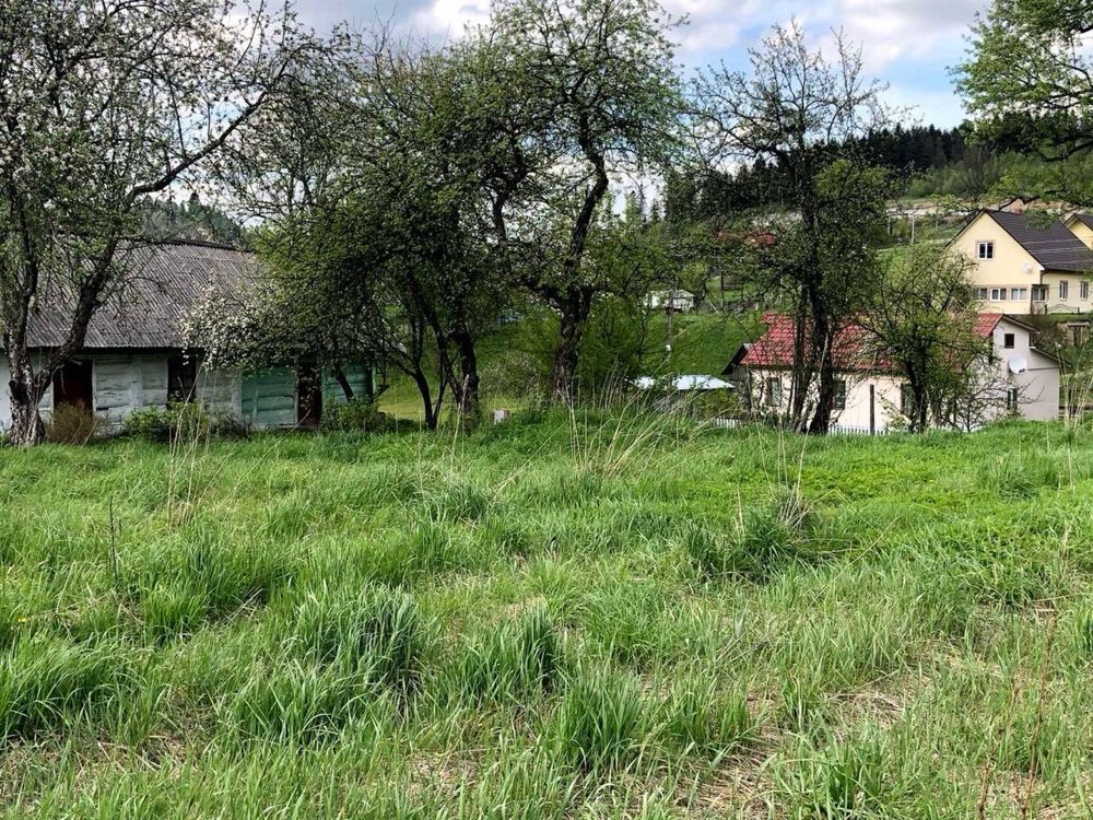 Продам будинок з земельною ділянкою 25сот смт. Східниця