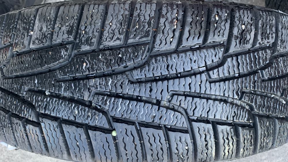 Зимові шини на дисках Kumho i’zen kw 31 195/65  r15