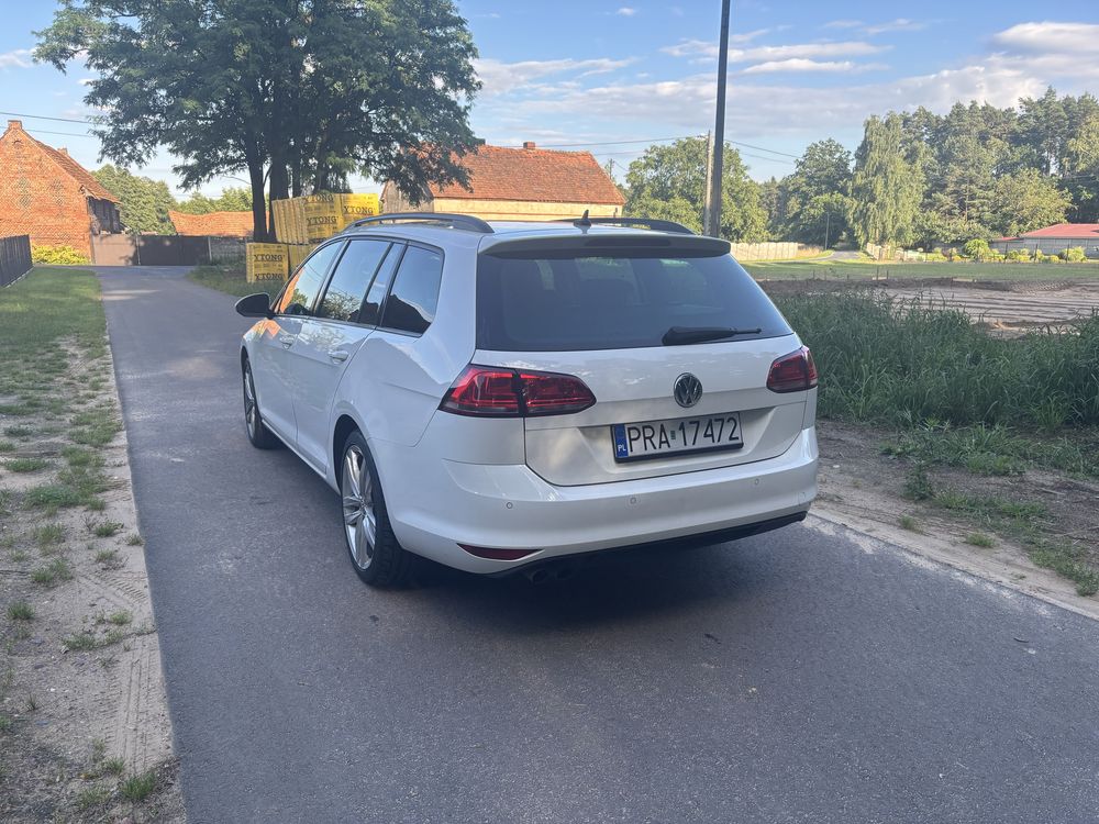Volkswagen  Golf 7 Variant 2.0 TDI blueMotion DSG