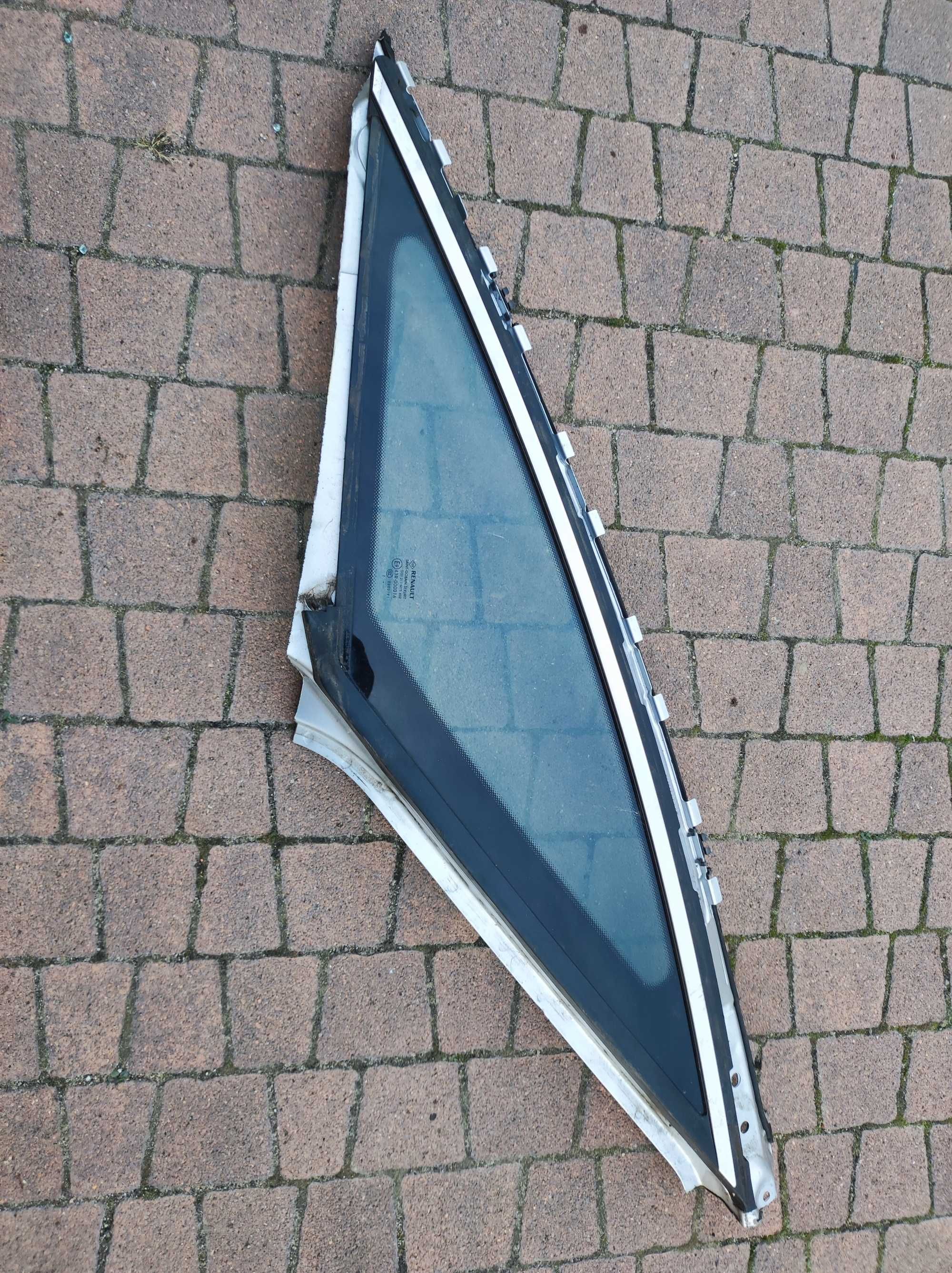 Lampa halogen prawy, grill  Scenic 4 i inne części