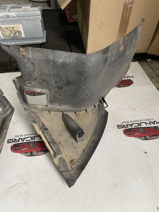 Krótkie nadkola trojkat nadkole lewe prawe bmw e46 sedan touring