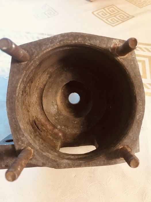 Корпус насос помпи ваз 2101-07.