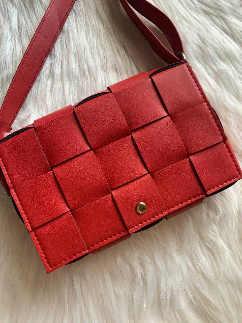 Нова жіноча сумка , червона 299 грн