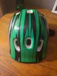 Kask dziecięcy zielony