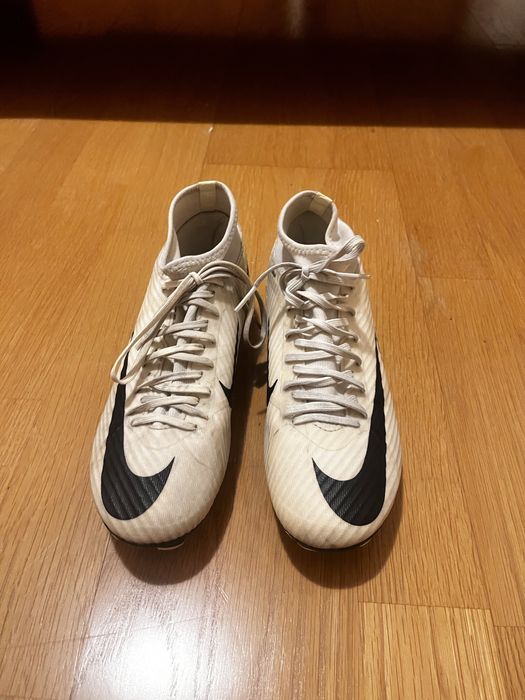 Chuteira nike mercurial academy tamanho 40