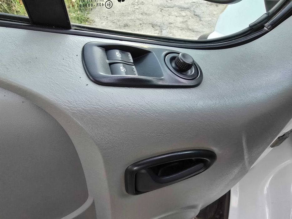 Nissan Primastar 1.9 dCi 9місць