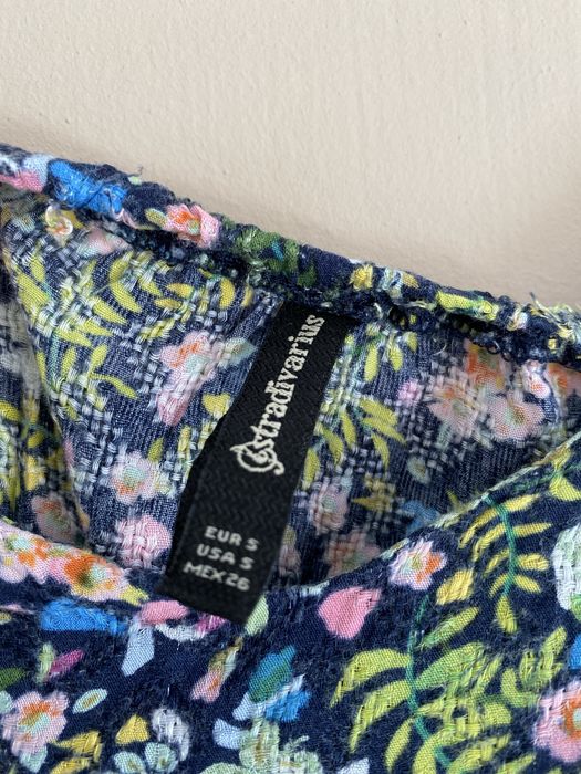 Kombinezon w kwiatki Stradivarius