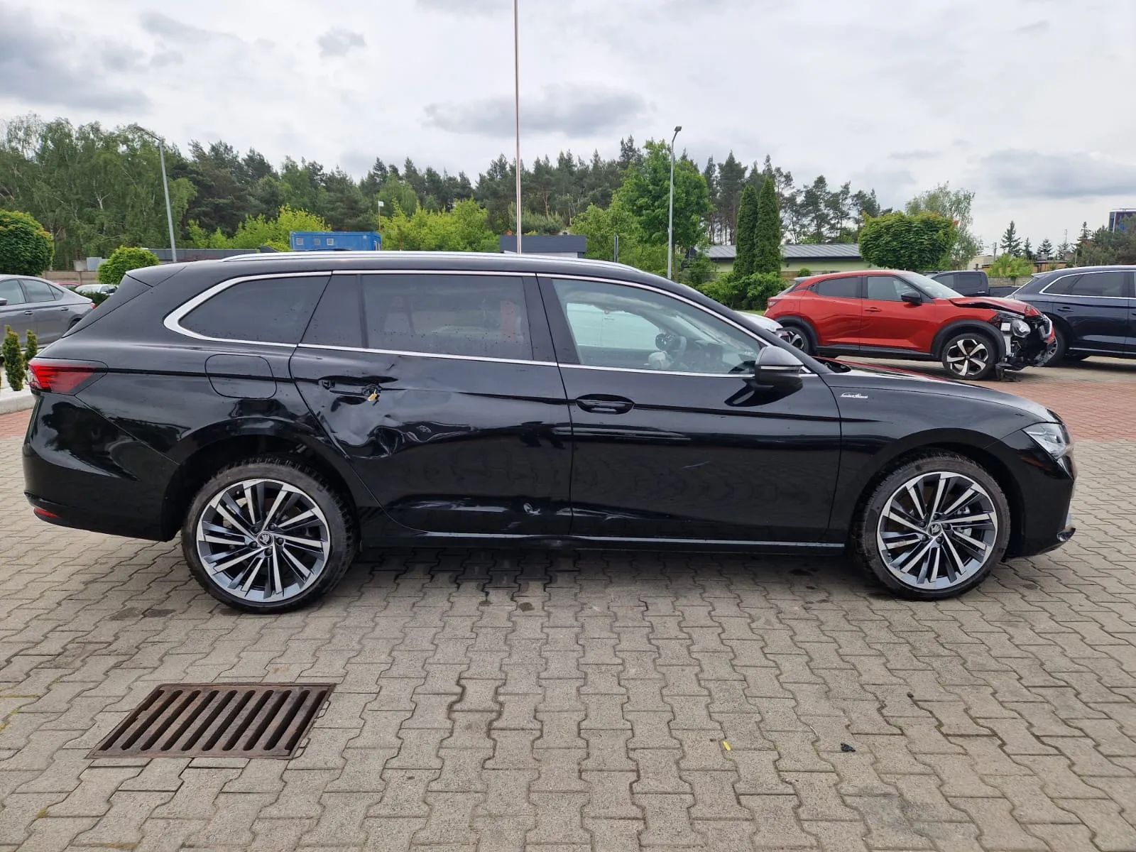 Skoda Superb L&K Hybrid Plug-in PANORAMA FULL Salon PL FV23%