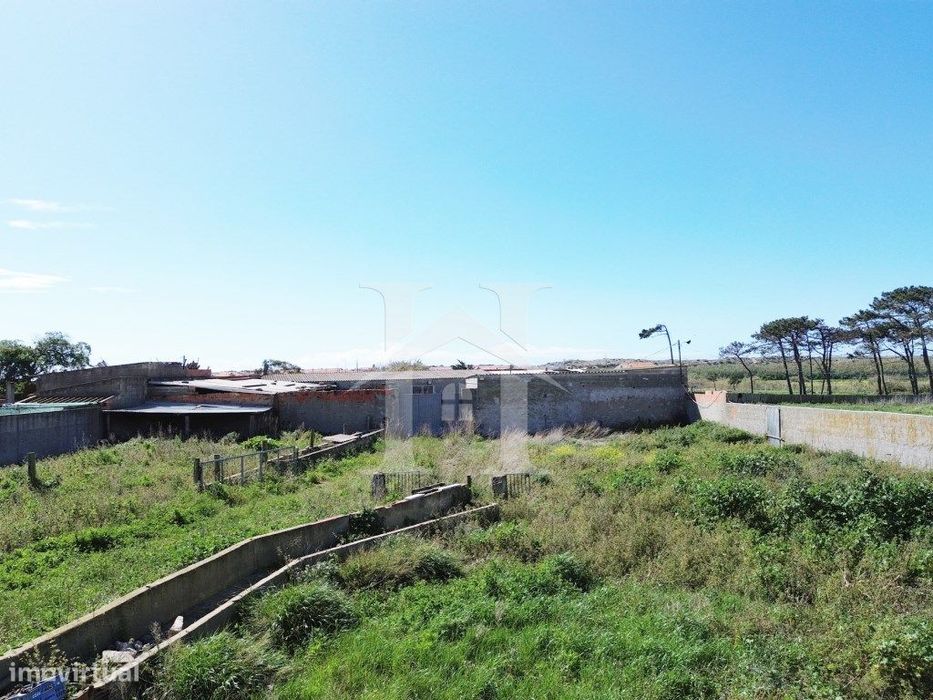 Armazém em Atouguia da Baleia, Peniche