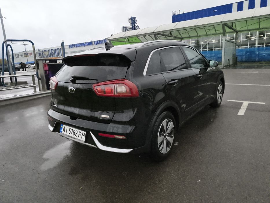 Кіа ніро KIA NIRO