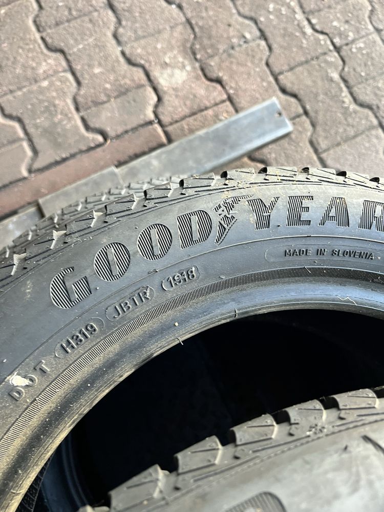 Opona 195.55.16 Goodyear Vector 4Seasons Gen-2