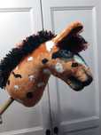 Hobby horse biało-czarno-rudy