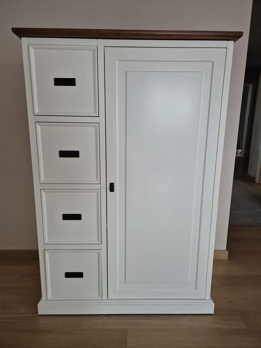 Sprzedam komodę drewnianą