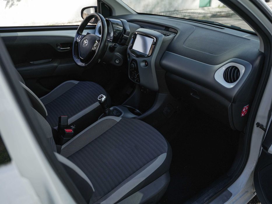Toyota Aygo - X.Play/Touch