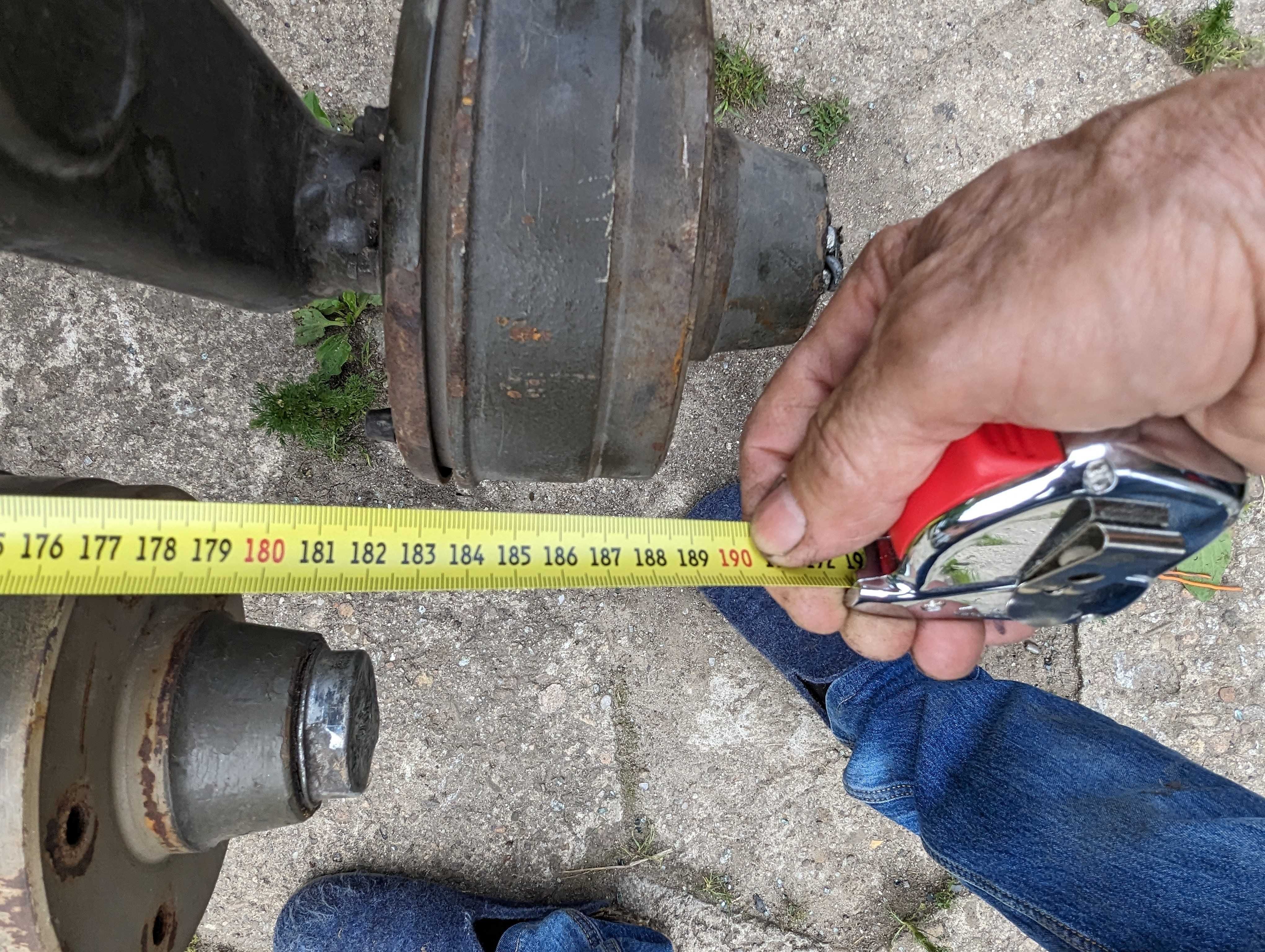 MKE Maschinenbau Niemieckie osie do przyczepy