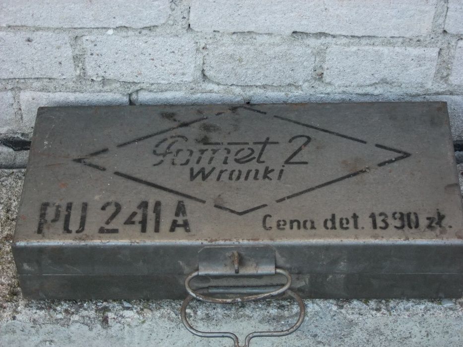Skrzynka kolekcjonerska okres PRL
