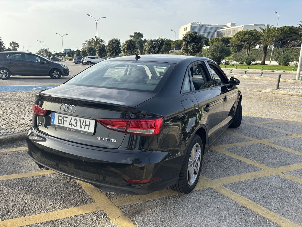 Audi A3 30TFSI Limousine (67 mil km)