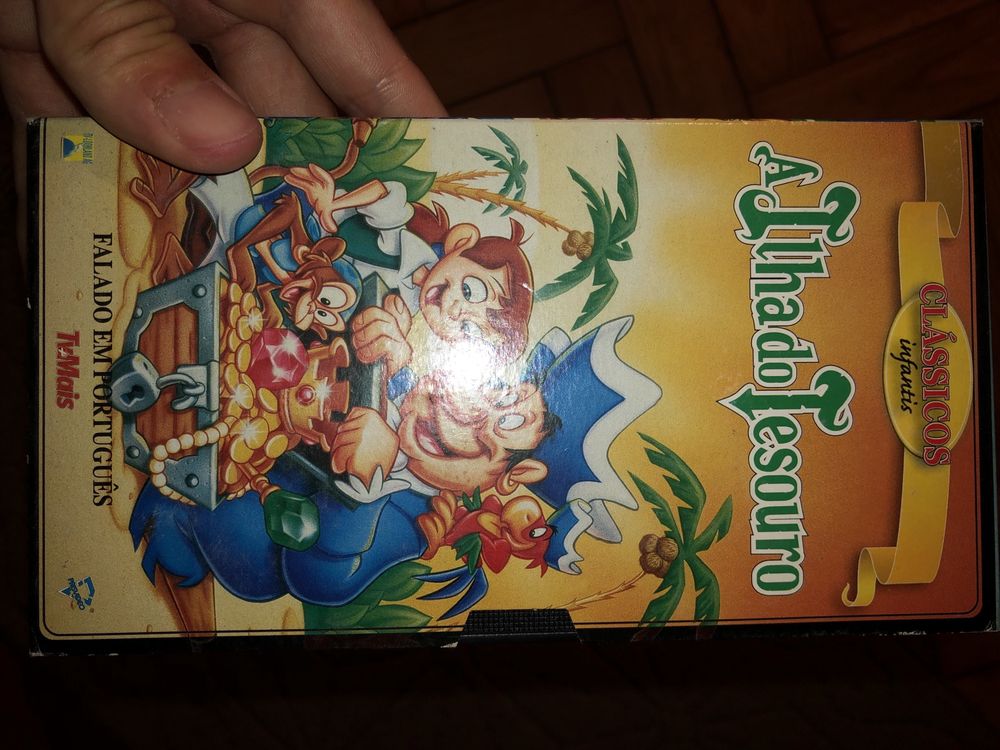 Filme a ilha do tesouro (em cassete)