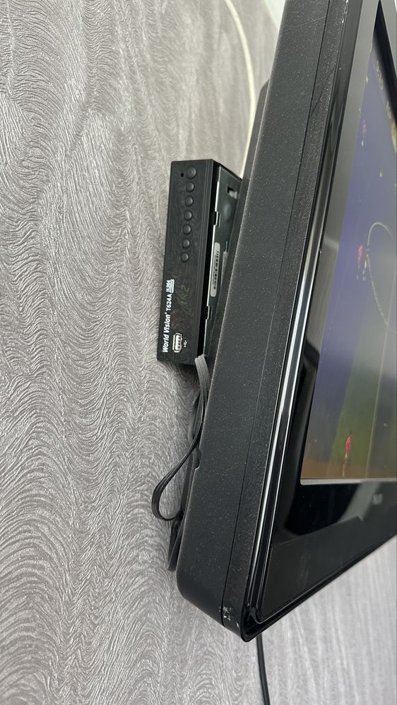 Телевізор philips з тюнером т2 в комплекті