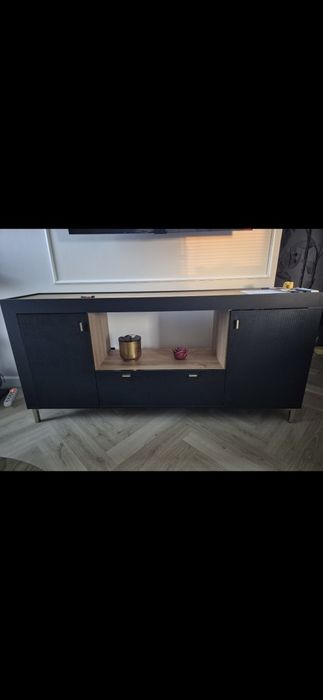 Komoda pod tv czarno brązowa