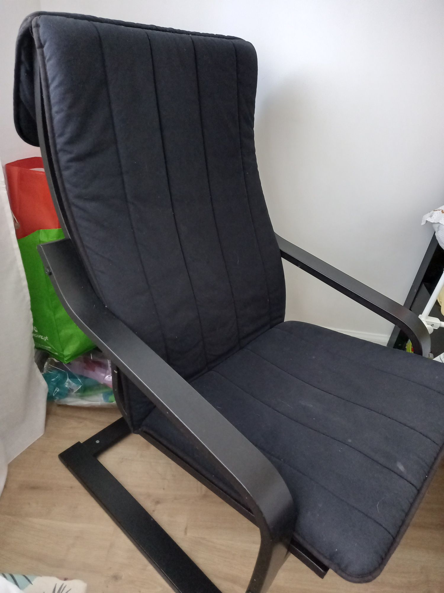 Poltrona Ikea Preta