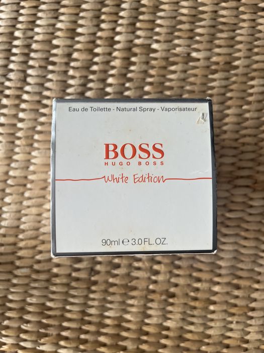 Frasco vazio de perfume Hugo Boss White Edition