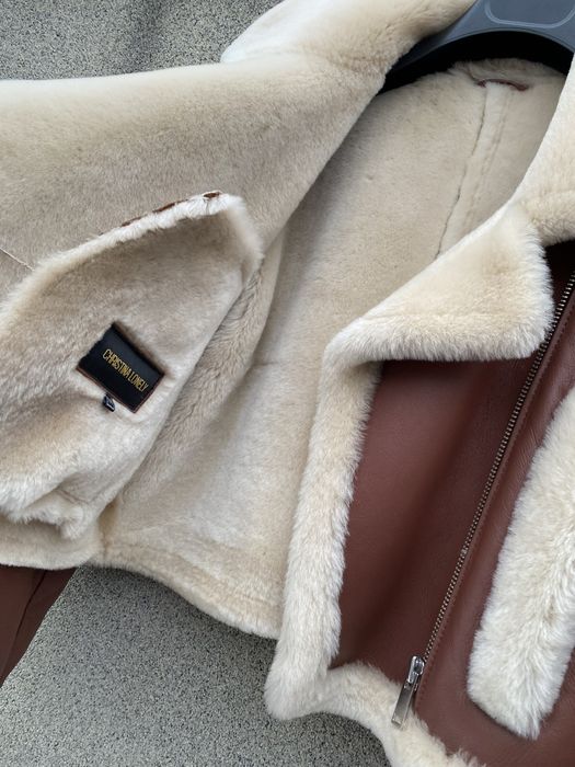 Piekny naturalny kozuszek M Christina Lonely