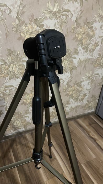 Штатив continent A2