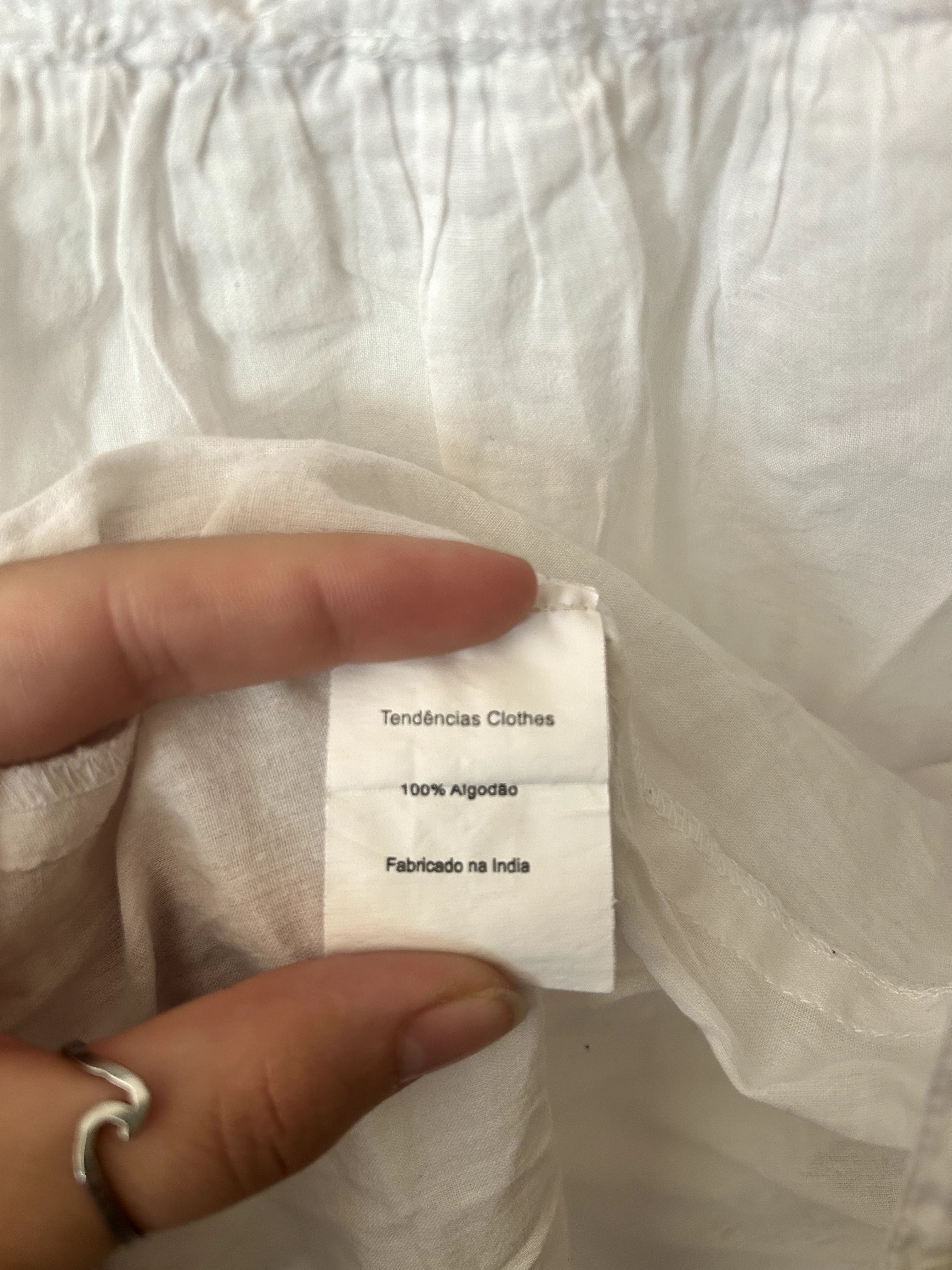 Camisa de senhora branca