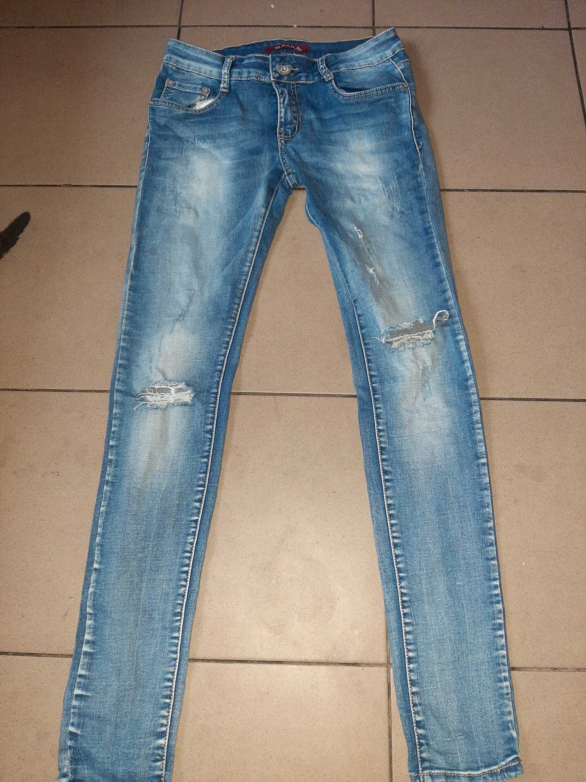 Jeans S/M z dziurami