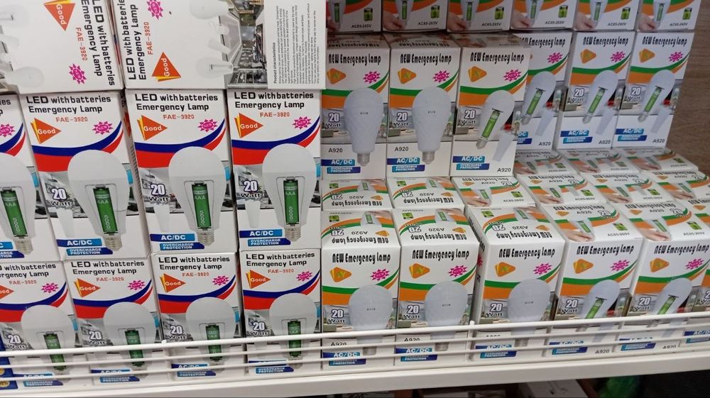 Лампочка 20W. с аккумулятором  FA-3915 ОПТ / РОЗДРІБ‼️ 18650 на патрон