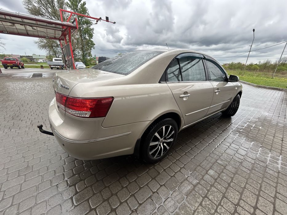 Hyundai Sonata NF
