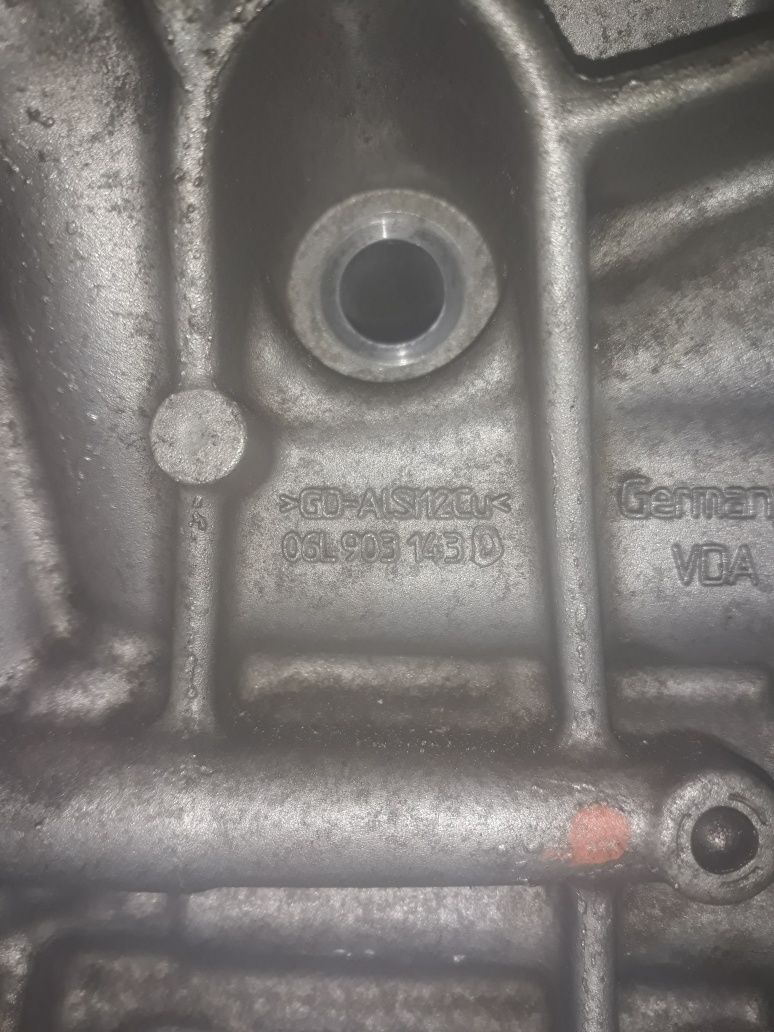 Obudowa filtra oleju wraz z wymiennikiem ciepła vw 2.0tfsi cjx r 2016