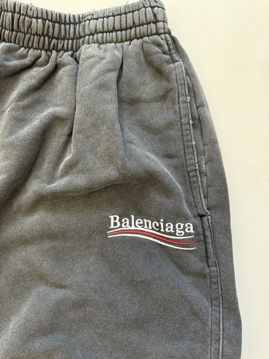 шорты Balenciaga politicaly logo shorts M L