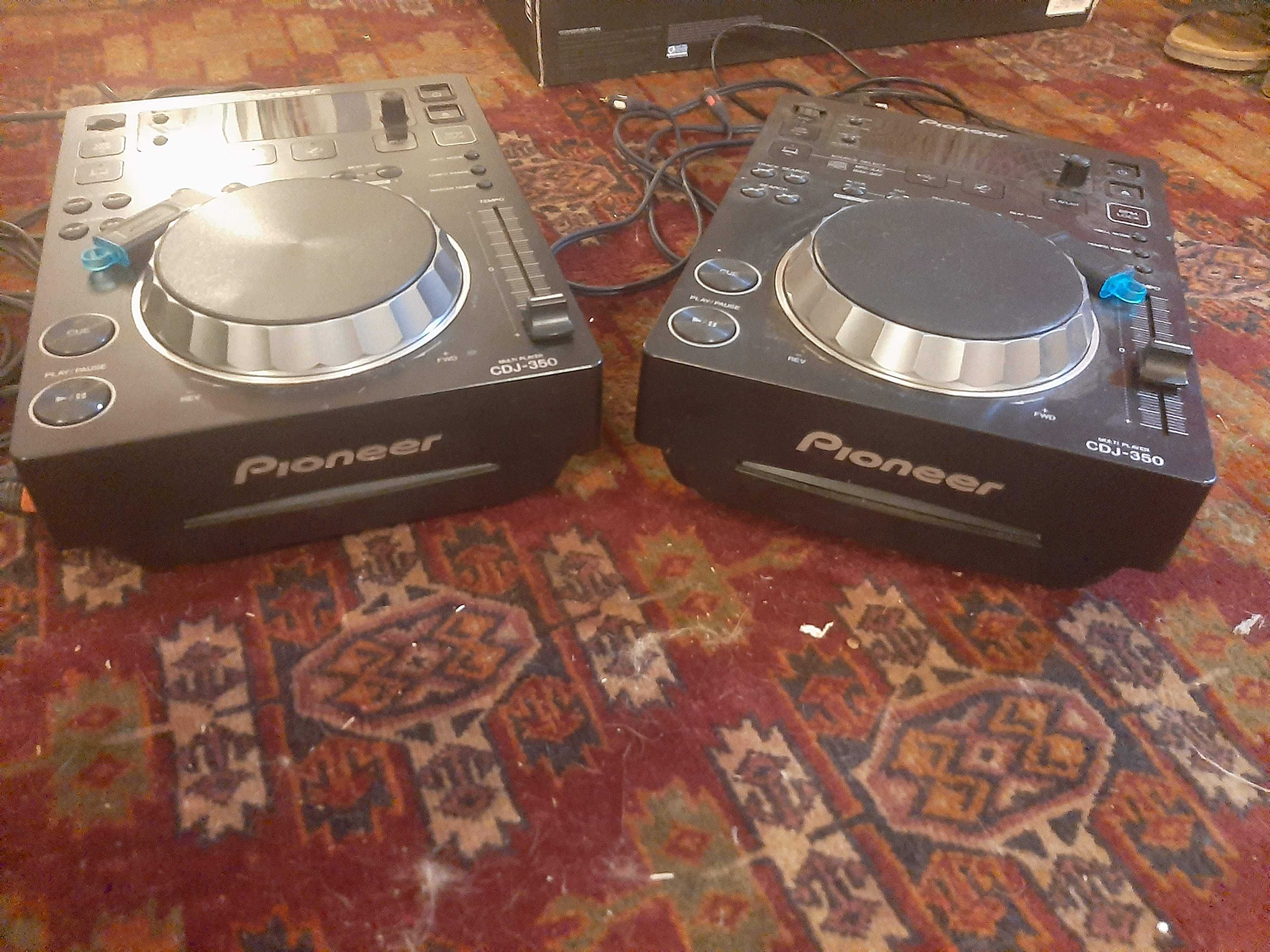 Pair of Multi player CDJ-350 PIONEER DJ