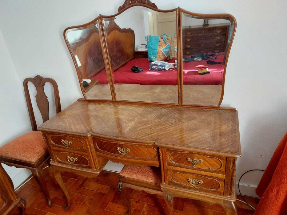 Mobília de quarto vintage Queen Anne