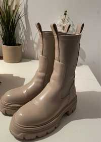 Botas Hm tamanho 36