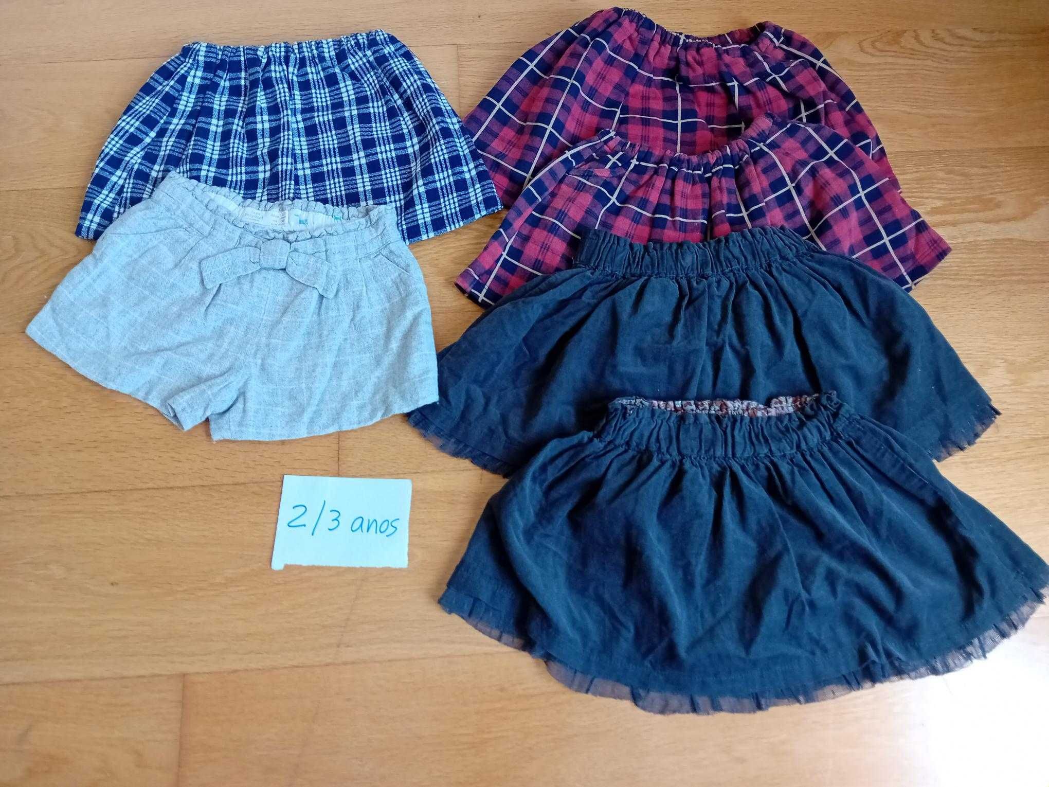 Lotes de roupa de gémeas - 3/4 anos e 5/6 anos