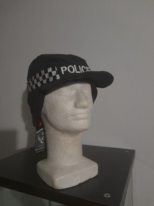 Czapka policyjna brytyjska
