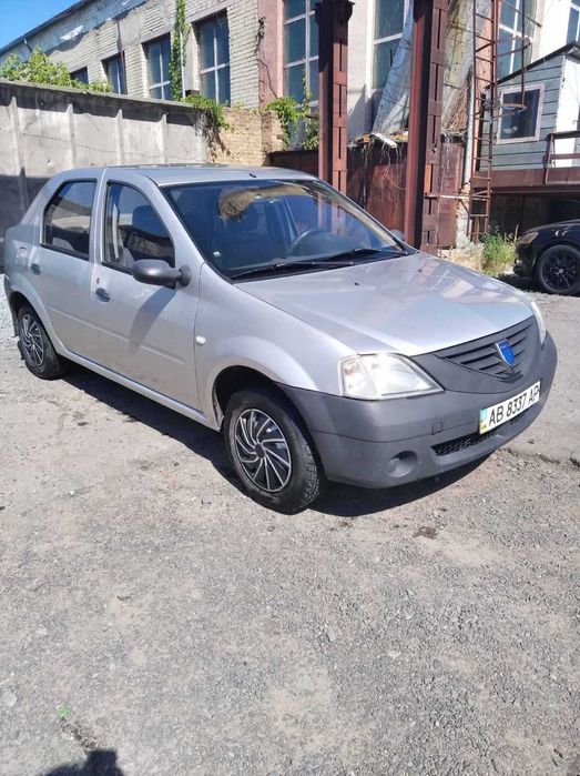 Продам  авто Дача логан