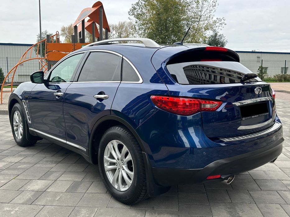 Infiniti QX70 3.7i V6 Premium
