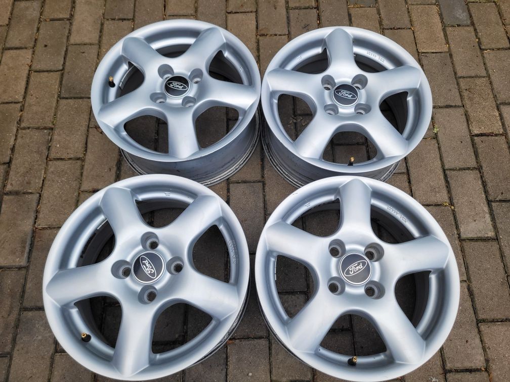 Felgi aluminiowe Ford 15" 4x108